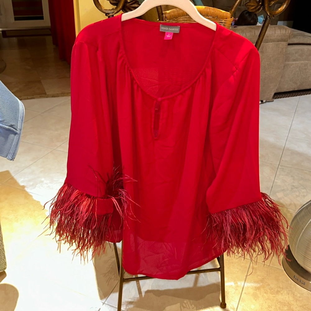 Vince Camuto long sleeve blouse